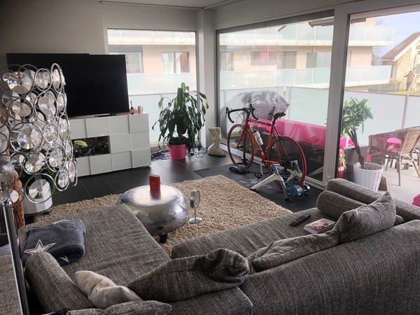 Moderne und grosszügige Wohnung im Grünen wartet auf Sie! 1