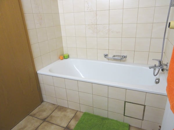 HEIMELIGE DACHWOHNUNG IM HERZEN VON BÜSSERACH 7