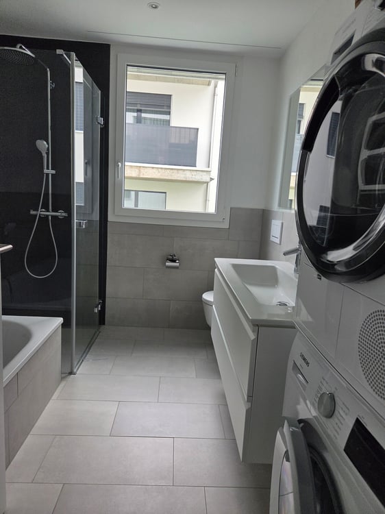 grosszügige Wohnung mit sehr modernem Ausbaustandart 4