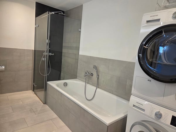 Geräumige Wohnung mit Sitzplatz 5