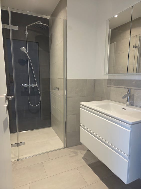 Geräumige Wohnung mit Sitzplatz 2