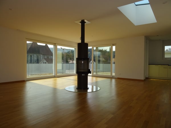 Traumhafte 2.5-Zi.-Attikawohnung mit Panorama-Terrasse & Dreh-Cheminée 4