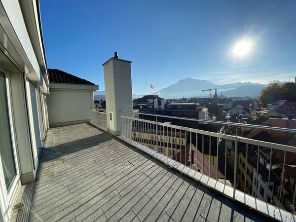 Ein Bijoux über den Dächern der Stadt Luzern 1