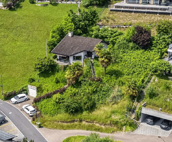 Charmantes EFH mit Berg- und Seesicht und grosszügigem Garten 5