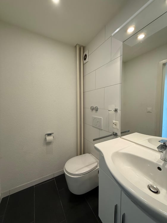 Helle 2.5-Zimmerwohnung im 7. Stock / Mietzinsaktion 5