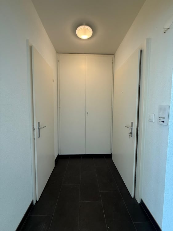 Helle 2.5-Zimmerwohnung im 7. Stock / Mietzinsaktion 6