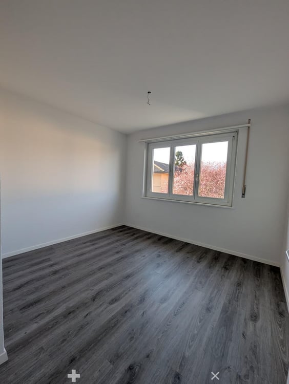 Moderne 3.5-Zimmerwohnung mit Balkon im 2. Stock / Mietzinsaktion 5