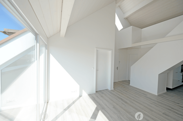 Moderne 3.5-Zimmerduplexwohnung im 3. Stock mit Balkon 7