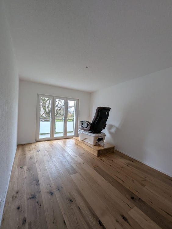 Moderne 3.5-Zimmerwohnung mit Balkon im 2. Stock 3