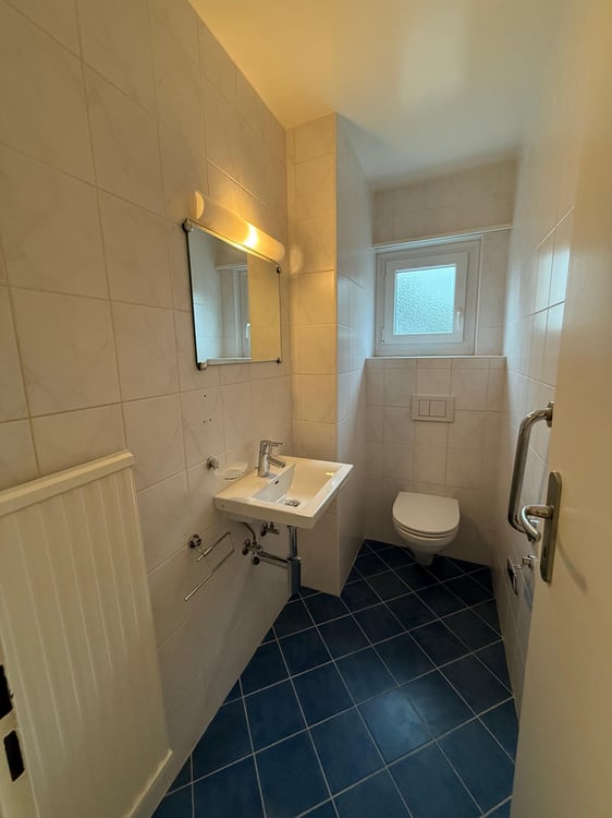 Helle 7.5-Zimmerwohnung im Hochparterre 8