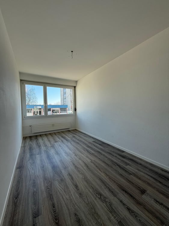 Helle 1.5-Zimmerwohnung im 1. Stock mit Balkon 7