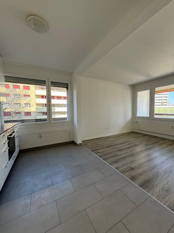 Helle 1.5-Zimmerwohnung im 1. Stock mit Balkon 3