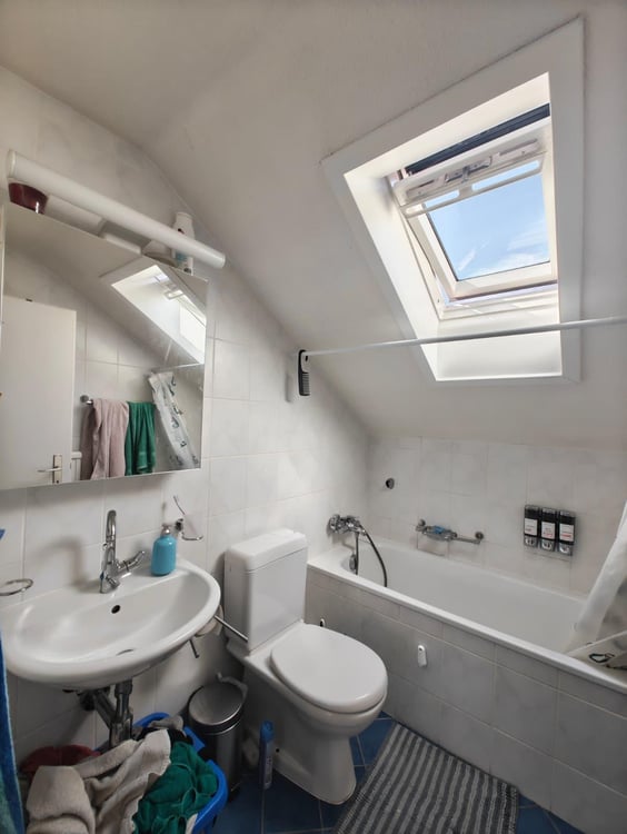 4.5-Dachzimmerwohnung im 2. Stock mit Balkon 5