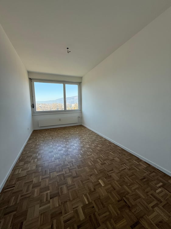 Sanierte 1-Zimmerwohnung im 4. Stock mit Balkon 6