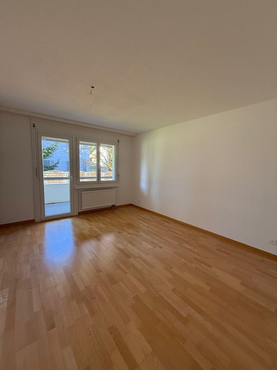 Helle 3.5-Zimmerwohnung im Hochparterre mit Balkon 3