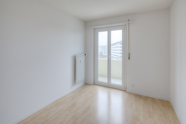 4-Zimmerwohnung mit zwei Balkonen im 1. Stock im Liebefeld 6