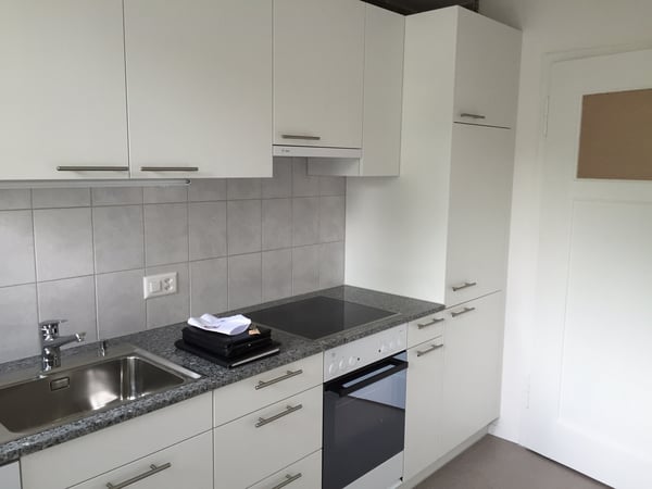 Renovierte 4-Zimmer- Altbauwohnung im Zentrum von Cham 5