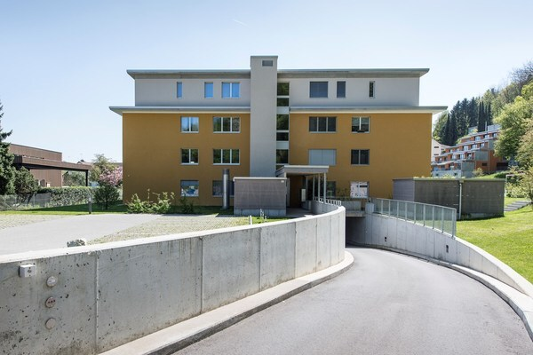 EINSTELLHALLEN-PLATZ ZU VERMIETEN 14