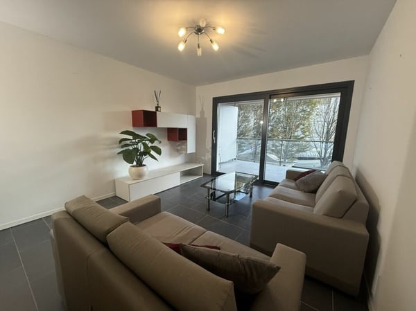 Moderne 1.5-Zimmer-Wohnung in bevorzugter Lage in Locarno 1