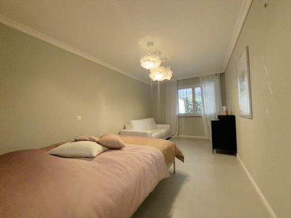 Elegante 1.5-Zimmer-Wohnung mit privatem Garten in exklusiver Lage von Ascona 9