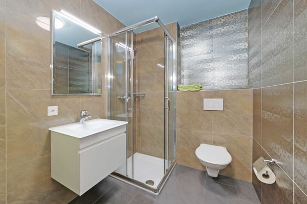 Mehrfamilienhaus (8 Wohneinheiten) mit Panoramablick in Brissago 10