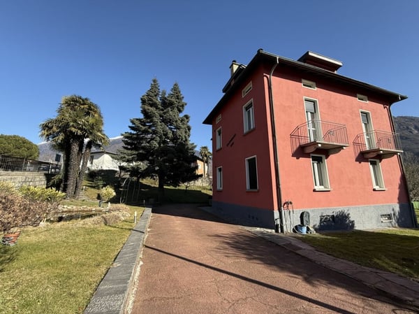 Casa storica Ticinese a Gorduno 1