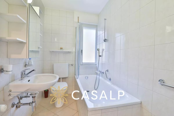 Spacieux attique de 1.5 pièces au centre de Crans 7