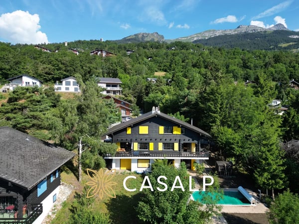 Charmant demi-chalet avec piscine à Mollens 1