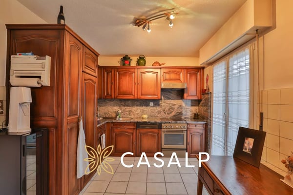 Immeuble mixte à Conthey 11