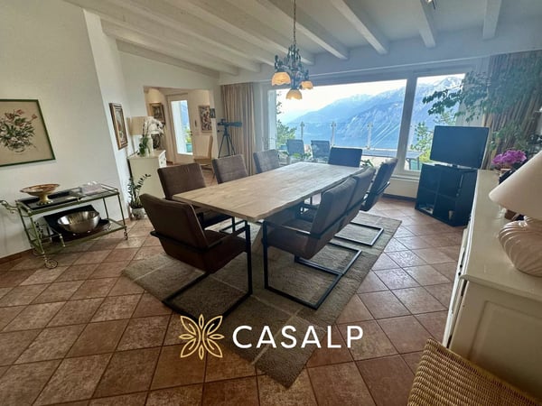 Vaste attique de luxe avec piscine intérieure 7