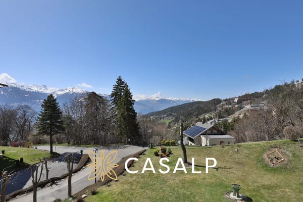 Agréable appartement de 2.5 pièces traversant à Montana 4
