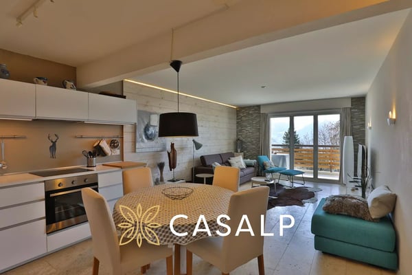 Agréable appartement de 2.5 pièces traversant à Montana 7
