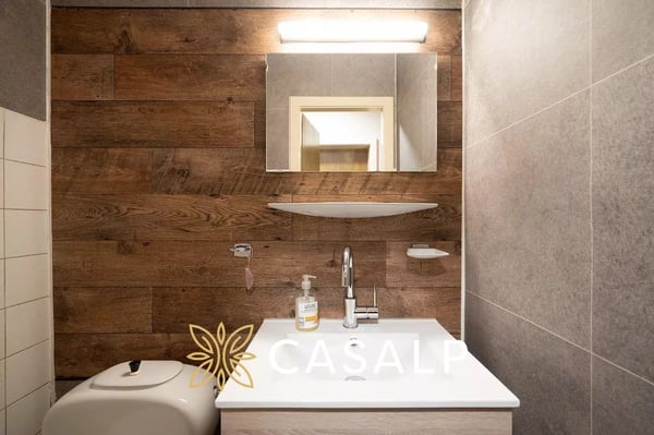 Chambre à vendre ? idéal investisseur proche des remontées 5