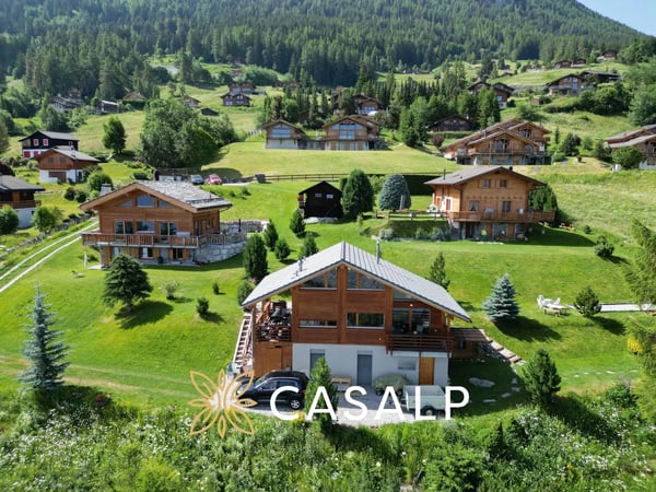 Chalet idyllique avec vue exceptionnelle 2