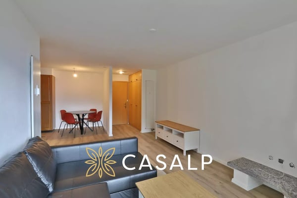 Superbe 2.5 pièces rénové au pied des pistes 6