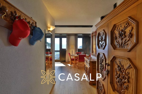 Appartement lumineux au 11e étage avec vue panoramique exceptionnelle à Aminona 7