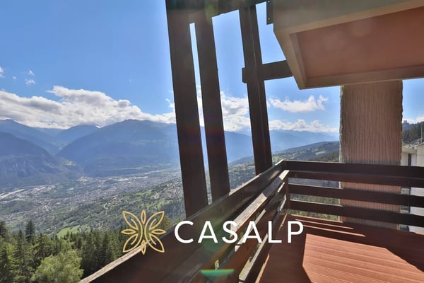 Appartement lumineux au 11e étage avec vue panoramique exceptionnelle à Aminona 5