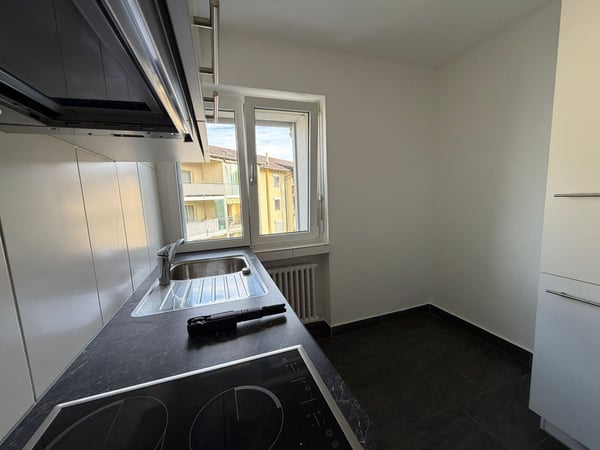 Reserviert: Helle 2.5-Zimmer-Wohnung mit Balkon in Rüti ZH 11