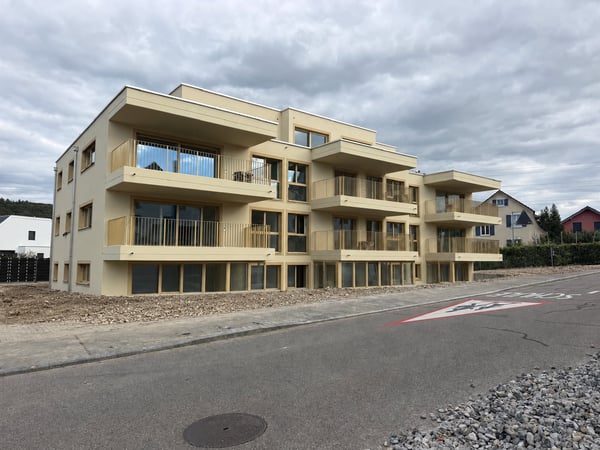 Erstbezug im Eigentumsstandard – 4.5 Zimmer mit 14 m² Balkon