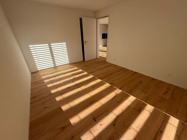 Erstbezug im Eigentumsstandard – 4.5 Zimmer mit 14 m² Balkon 15