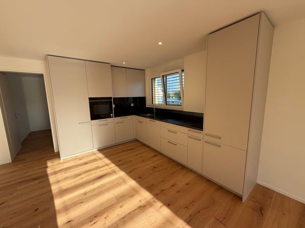 Erstbezug im Eigentumsstandard – 4.5 Zimmer mit 14 m² Balkon 11
