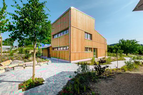 EINFAMILIENHAUS: Modern, idyllisch, an ruhiger und zentrumsnaher Lage 2