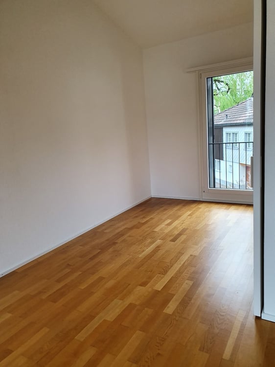Helle und zentrale 3-Zimmer-Wohnung in Pfäffikon ZH 6