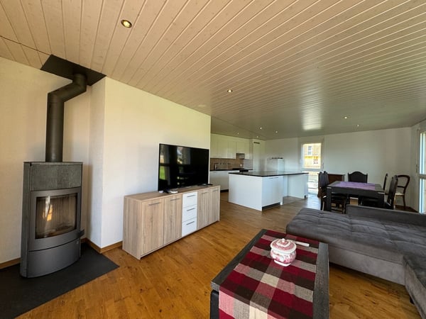 Spacieux appartement 1.5 pièces à Vouvry avec garage box 3