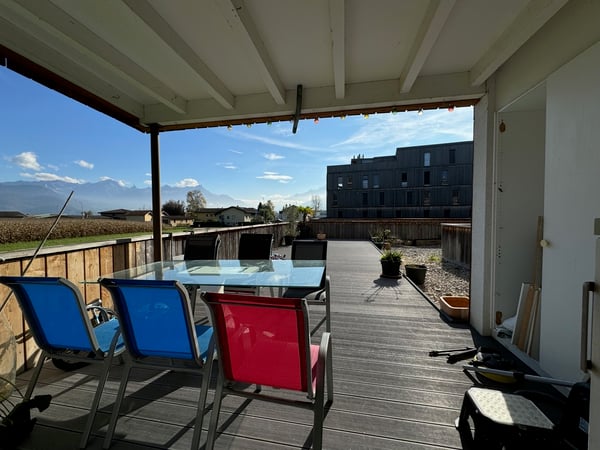 Spacieux appartement 1.5 pièces à Vouvry avec garage box 2