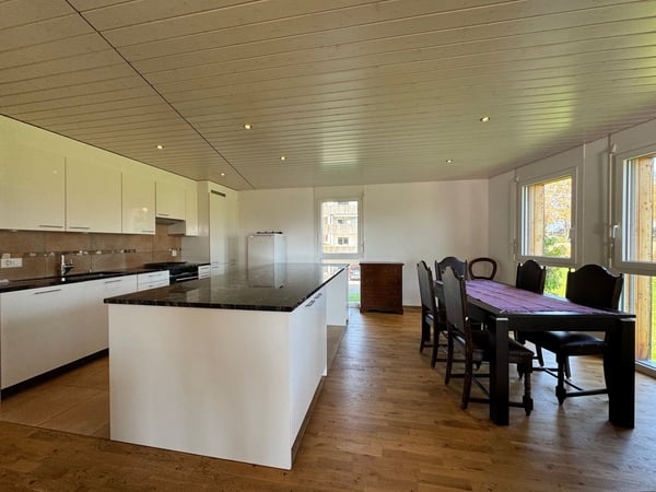 Spacieux appartement 1.5 pièces à Vouvry avec garage box 6