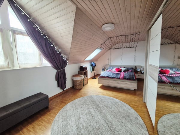 PONT-LA-VILLE / Maison jumelée dans un quartier calme 5