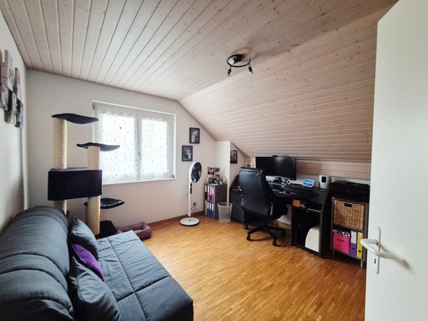 PONT-LA-VILLE / Maison jumelée dans un quartier calme 6