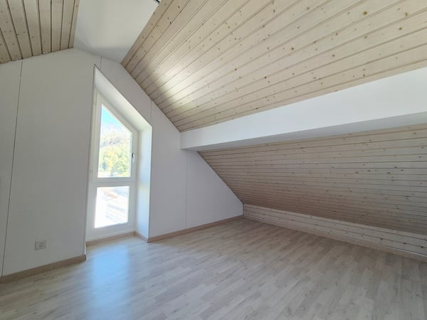 BROC-FABRIQUE / 2.5 pièces en duplex rénové en 2026 6