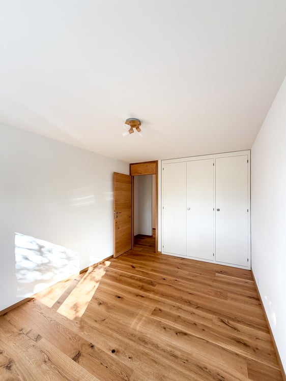BULLE -- VILLA CONTIGUË RÉNOVÉE DE 6,5 PIÈCES AVEC JARDIN 8
